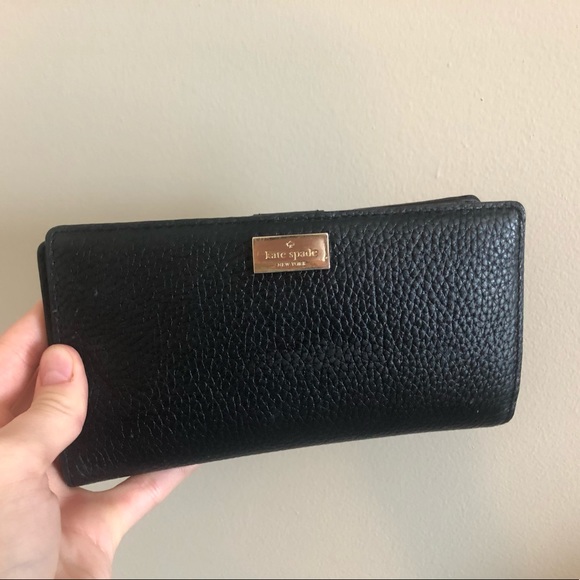 kate spade Handbags - KATE SPADE ♠️ WALLET
